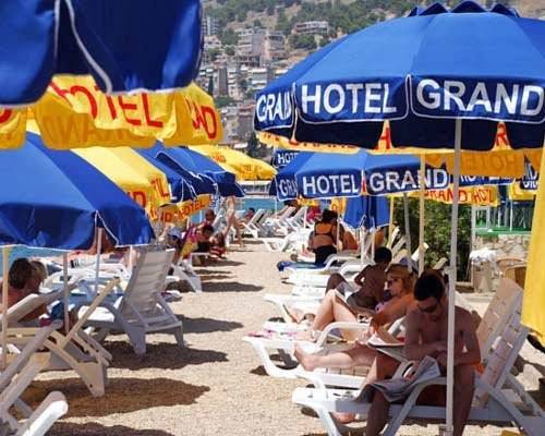 Hotel Grand Saranda Exterior photo